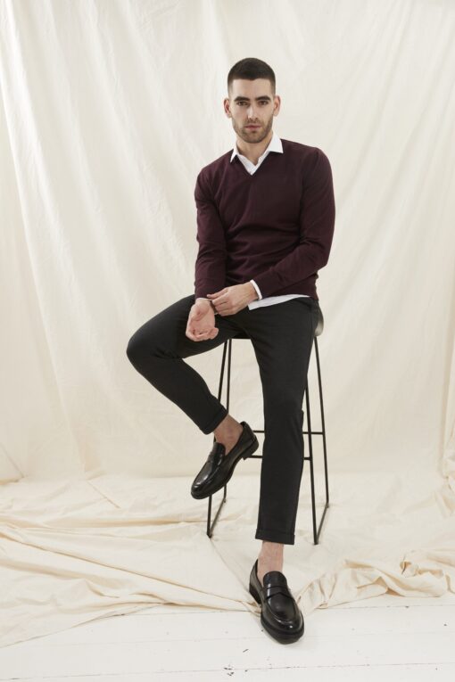 Milan pullover • v-neck - Image 10
