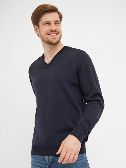 Milan pullover • v-neck - Image 7