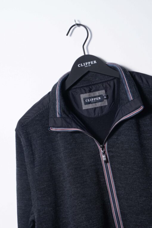 Dundee cardigan • stand up collar - Image 4