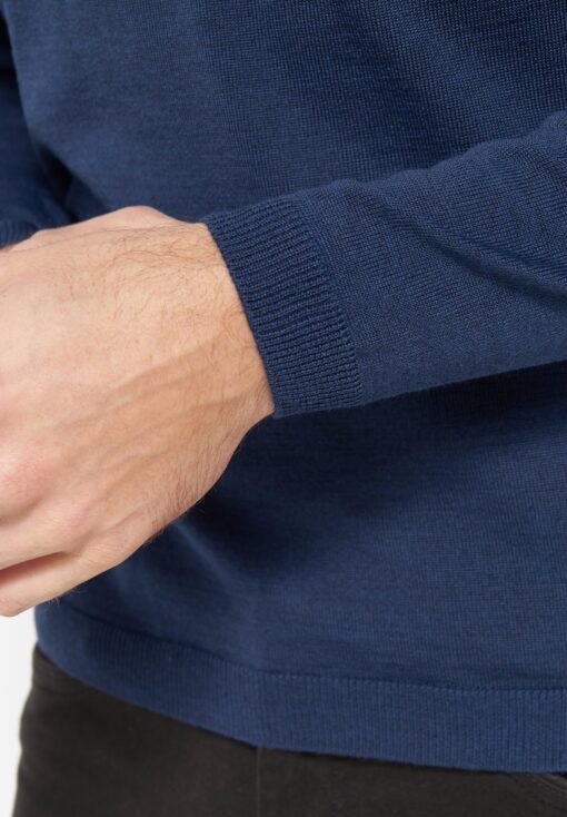 Berlin pullover • V-neck - Image 6