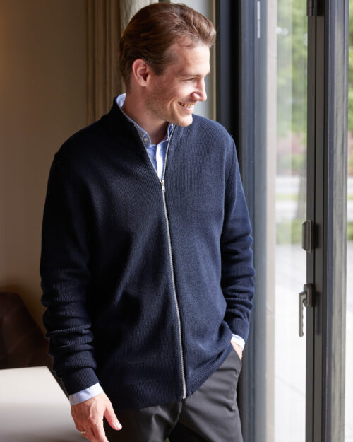 Aalborg cardigan • zip in half cardigan stitch