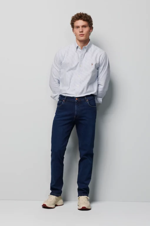 M|5 Performance denim • Regular fit 6256