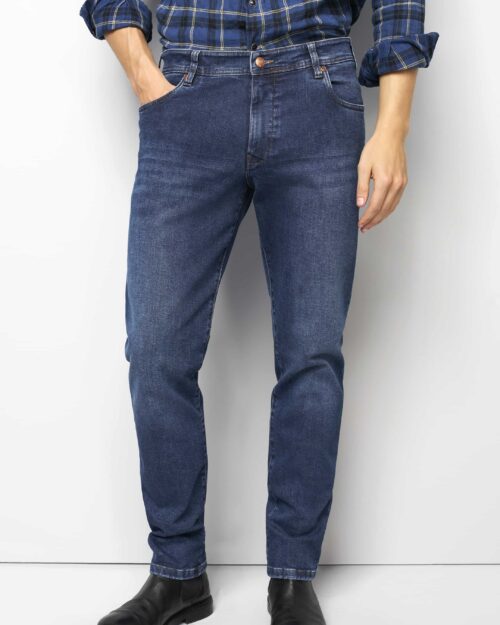 Authentic Denim • Five (6267)